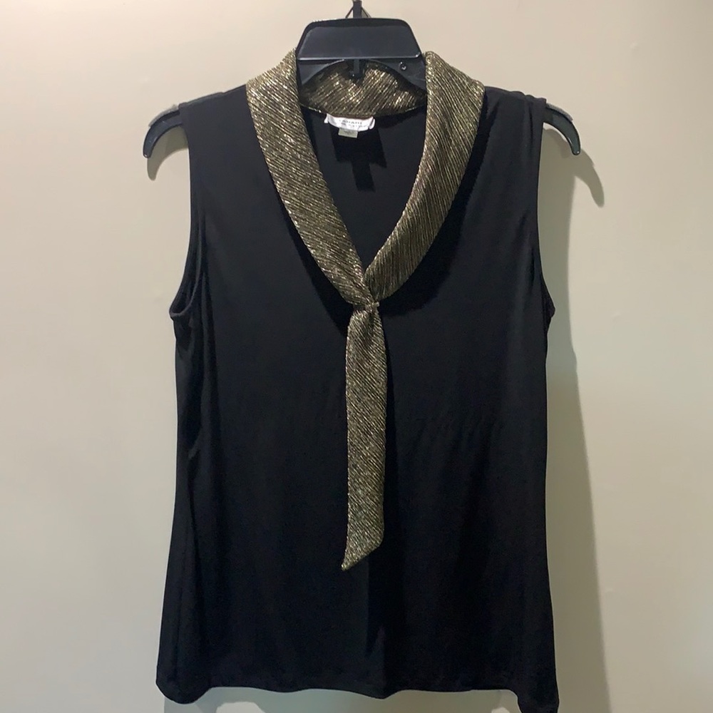 🌸NEW whit out tags TAHARI size S.